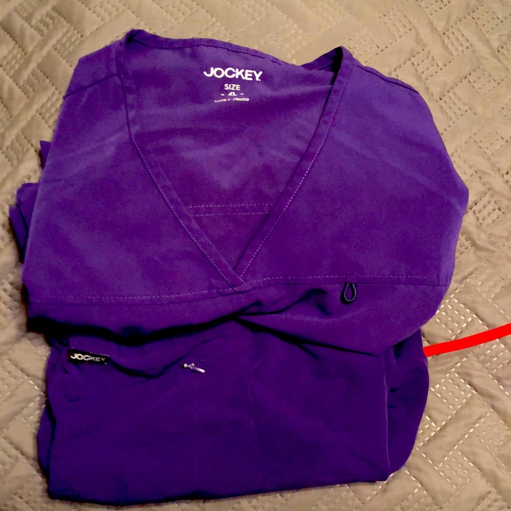 Jockey scrub set.  Used.  Good condition